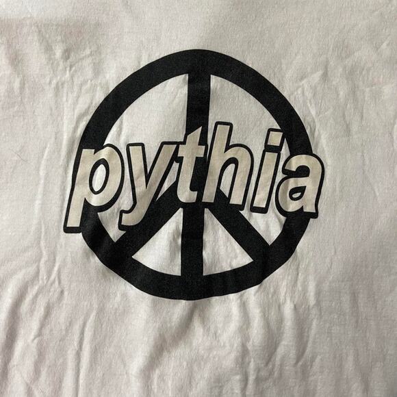 Pythia peace symbol uv letters tee - Picture 1 of 6